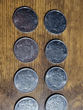 Canadian 2005 25 Cent Commerstive Coins (Veterans) - Set of 8 - Silver Tone